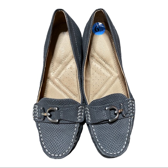 Naturalizer Navy Blue Driving Shoe Size 